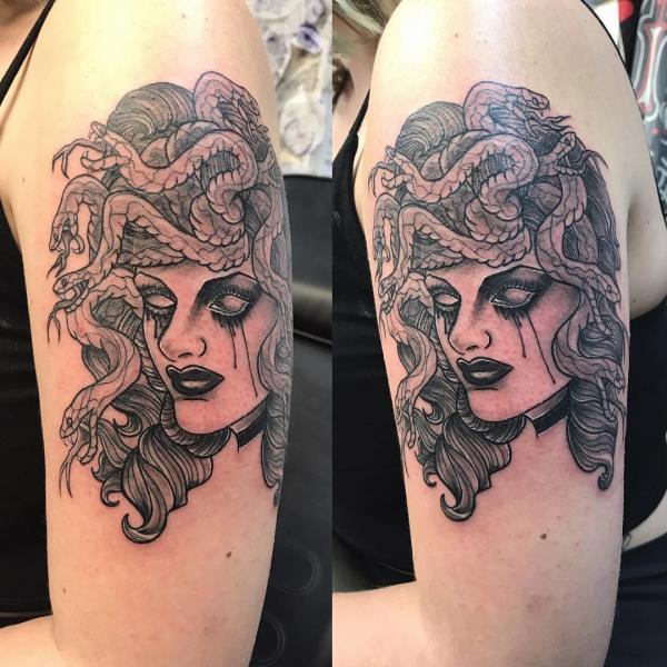 Ashleigh Bayton - Tattoo Artist | Big Tattoo Planet