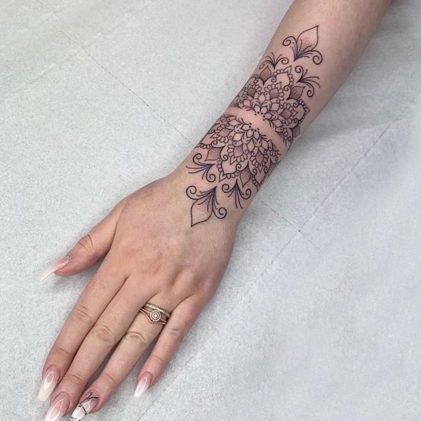 Nikki Tattoo - Tattoo Artist | Big Tattoo Planet